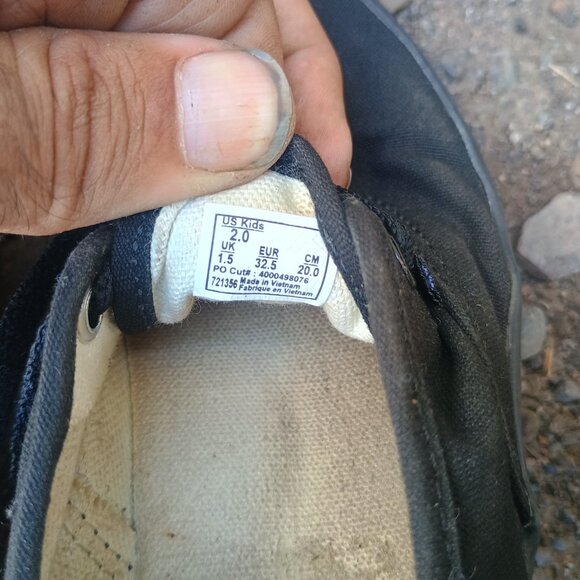 Kids black vans shoes size 2 - Picture 10 of 11